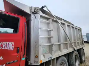 Used 2000 Hewey Wei Ding 17.5 FT Truck Box/Body (Stock #P-501863)) Part Image