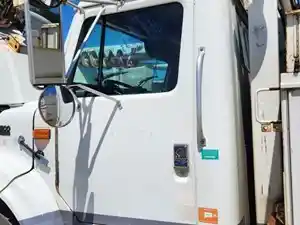 Used 2000 International 4900 Cab (Stock #P-507017)) Part Image
