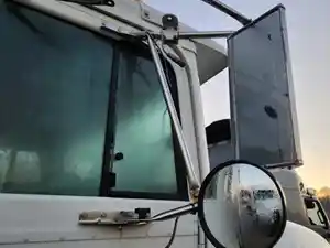Used 2000 International 9400 Side View Mirror (Stock #P-499822)) Part Image