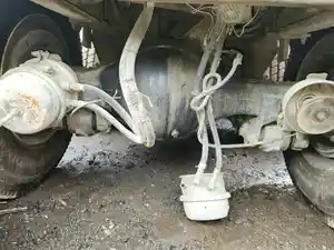 Used 2000 Meritor/Rockwell RT44-145 Complete Axle-Rear Rear (Stock #P-69809)) Part Image