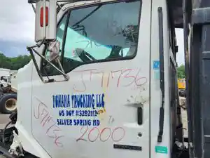 Used 2000 Sterling L9500 Cab (Stock #P-508340)) Part Image