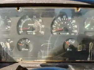 Used 2000 Sterling L9500 Instrument Cluster (Stock #P-84089)) Part Image