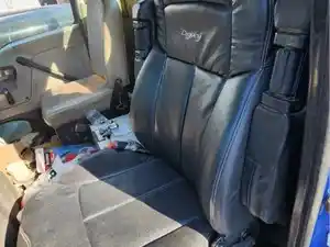 Used 2000 Sterling L9500 Seat (Stock #P-84084)) Part Image