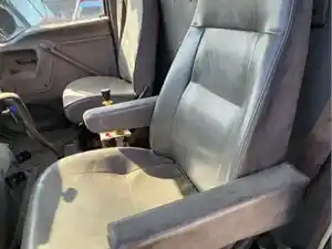 Used 2000 Sterling L9500 Seat (Stock #P-97635)) Part Image