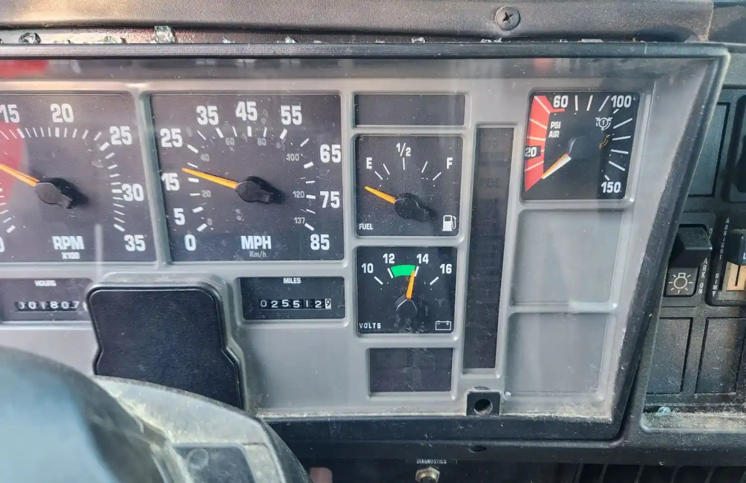 Used, Recycled, New, and Aftermarket Heavy Duty Truck Parts