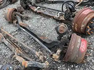 Used 2001 Mack CX613 Vision Front Axle, Complete (Stock #P-505623)) Part Image