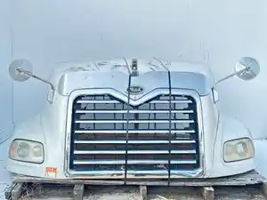 Used 2001 Mack CX613 Vision Hood (Stock #P-87031)) Part Image
