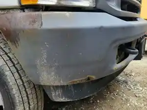 Used 2002 Ford F-550 Bumper Image