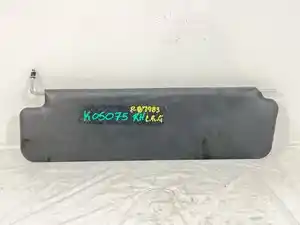 Used 2002 Ford F-550 Sun Visor (Stock #P-67983)) Part Image