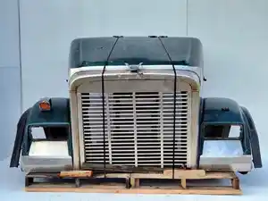 Used 2002 Freightliner FLD120SD Hood (Stock #P-94613)) Part Image