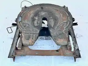 Used 2002 HOLLAND FW2570-7102Z3L Fifth Wheel (Stock #P-63460)) Part Image