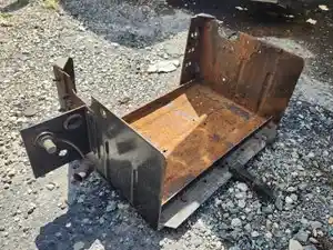 Used 2002 International 2574 Battery Box (Stock #P-110052)) Part Image