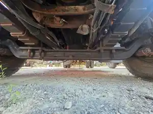 Used 2002 International 2574 Front Axle, Complete (Stock #P-109936)) Part Image