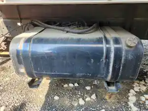 Used 2002 Isuzu FSR Fuel Tank (Stock #P-509333)) Part Image