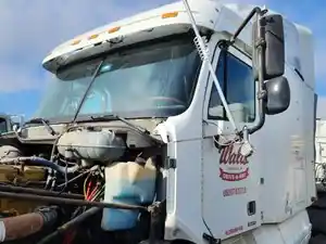 Used 2003 Freightliner Columbia 120 Cab (Stock #P-112447)) Part Image