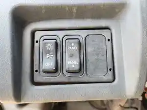 Used 2003 International 4200 Instrument Cluster (Stock #P-510566)) Part Image