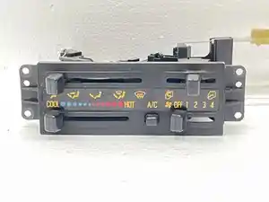 Used 2003 Isuzu NPR Heater/AC Control Assy (Stock #P-61721)) Part Image