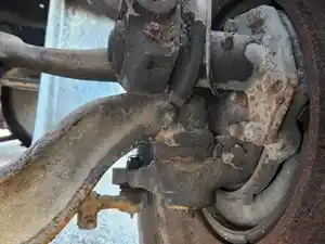 Used 2003 Mack CH613 Spindle/Knuckle (Stock #P-496405)) Part Image