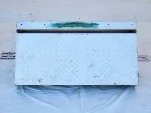 Used 2003 Peterbilt 357 Battery Box Cover (Stock #P-94920)) Part Image