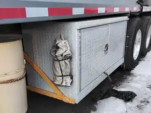 Used 2003 Peterbilt 357 Tool Box (Stock #P-94968)) Part Image