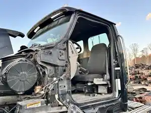 Used 2003 Sterling A9500 Cab (Stock #P-492384)) Part Image