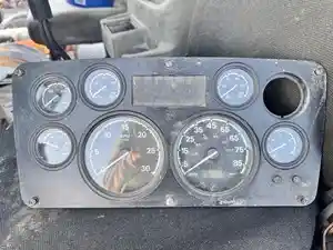 Used 2003 Sterling A9500 Instrument Cluster (Stock #P-492468)) Part Image