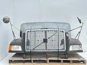 Used 2003 Volvo VNM Hood (Stock #6412)) Part Image