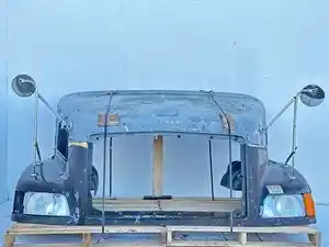 Used 2003 Volvo VNM Hood (Stock #P-8492)) Part Image