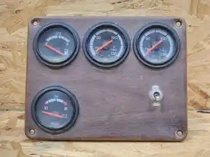 Used 2004 Freightliner FLD112SD Instrument Cluster (Stock #P-66011)) Part Image