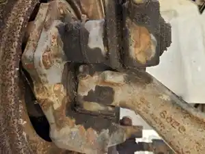 Used 2004 International 9400I Spindle/Knuckle (Stock #P-502974)) Part Image