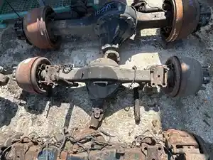 Used 2004 Isuzu NQR Axle, Complete Rear (Stock #P-87574)) Part Image