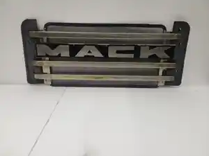 Used 2004 Mack CV712 Granite Grille (Stock #P-63015)) Part Image