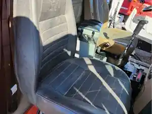 Used 2004 Mack CV712 Granite Seat (Stock #P-63039)) Part Image
