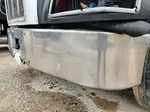 Used 2004 Peterbilt 385 Bumper (Stock #P-503078)) Part Image