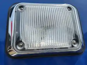 Used 2004 Spartan Advantage Light (Stock #P-103352)) Part Image