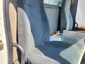 Used 2005 Freightliner M2 106 Seat (Stock #P-505661)) Part Image