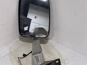 Used 2005 Pierce Dash Side View Mirror (Stock #P-500572)) Part Image