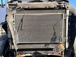 Used 2005 Sterling A9500 A/C Condenser (Stock #P-492060)) Part Image