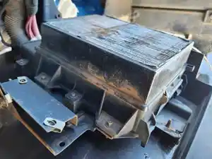 Used 2005 Sterling L7500 Fuse Box (Stock #P-496038)) Part Image