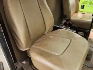 Used 2005 Sterling L9500 Seat (Stock #P-509238)) Part Image