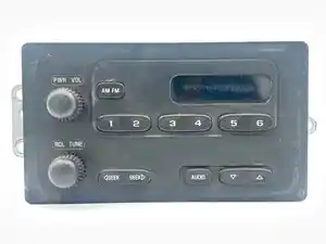 Used 2006 Chevrolet C7500 Radio (Stock #P-53010)) Part Image