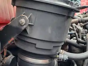 Used 2006 Freightliner M2 106 Air Cleaner (Stock #P-109843)) Part Image