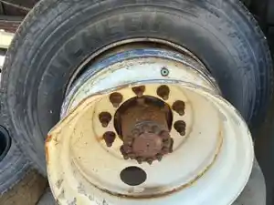 Used 2006 HUB PILOT NA Hub (Stock #P-62105)) Part Image