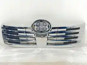 Used 2006 Hino 238 Grille (Stock #P-68900)) Part Image