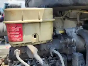 Used 2006 Hino 268 Brake Master Cylinder (Stock #P-84975)) Part Image