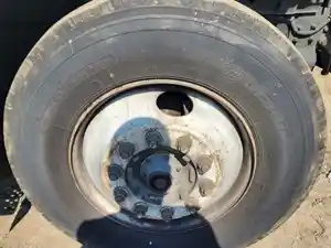 Used 2006 Hino 268 Spindle/Knuckle (Stock #P-84933)) Part Image