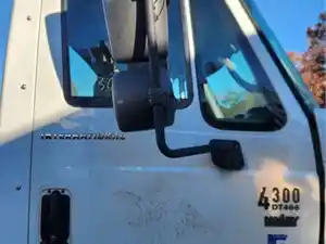 Used 2006 International 4300 Door (Stock #P-92044)) Part Image