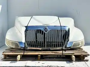 Used 2006 International 4300 Hood (Stock #P-71622)) Part Image