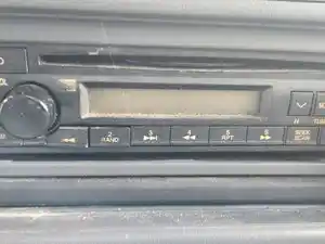 Used 2006 Isuzu NPR-HD Radio (Stock #P-97386)) Part Image