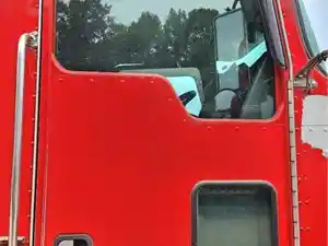Used 2006 Kenworth T300 Door (Stock #P-505497)) Part Image